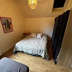 Agreable Villa, Piscine Et Sur Les Hauteur De ヴィラ ギュシャン
